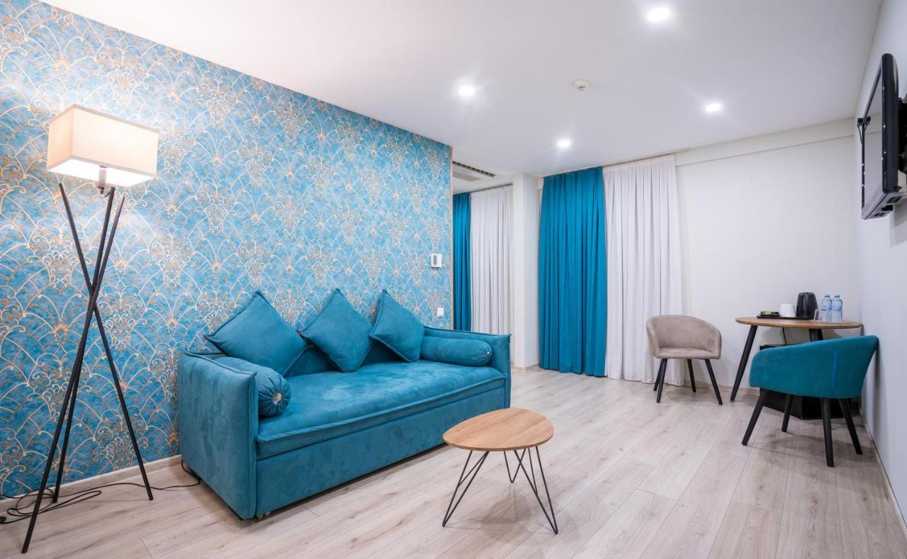Capitol By Umbrella Hotel Тбилиси Екстериор снимка