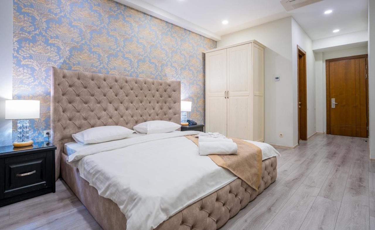 Capitol By Umbrella Hotel Тбилиси Екстериор снимка